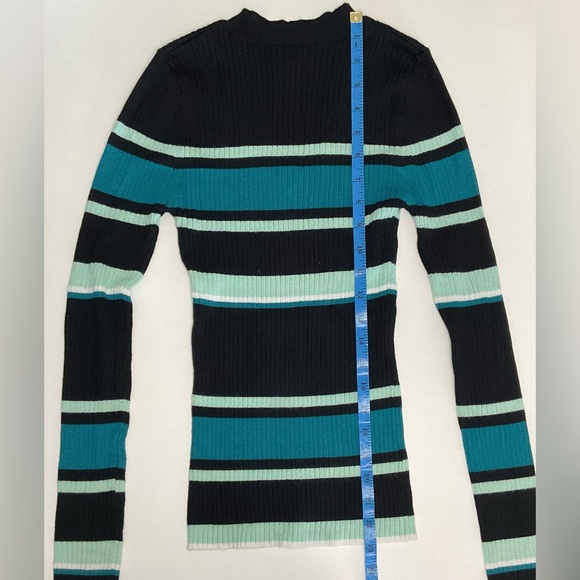 Kids Sweater Tees - Lot of 5 - Picture 12 of 16